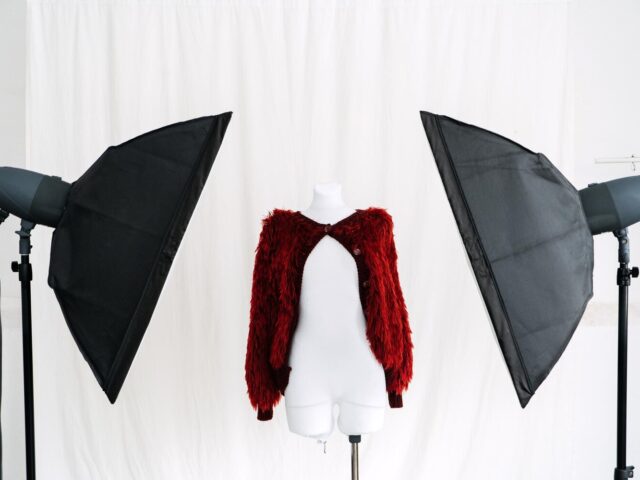 Na co zwrócić uwagę, wybierając statywy oświetleniowe do profesjonalnego studia?